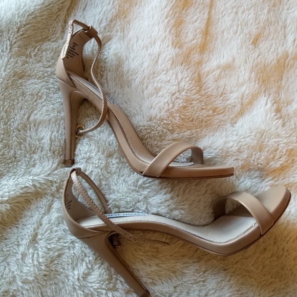 Steve Madden Stilettos - Picture 4 of 11